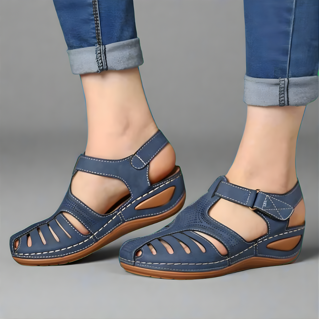 Closed cut-out sandals with adjustable strap in blue, burgundy, brown and black