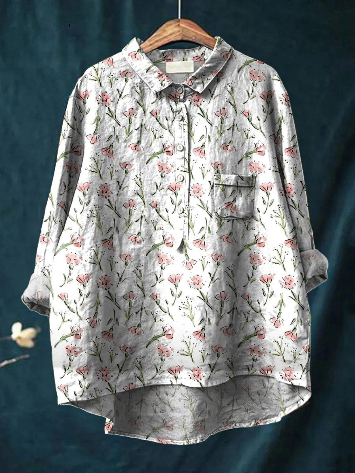 Multicolour printed women's top with a light, airy and easy-wearing polished silhouette