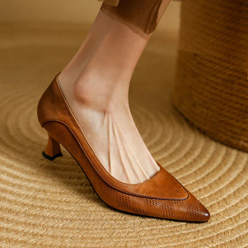 Dominica | Elegant Orthopaedic Court Shoes