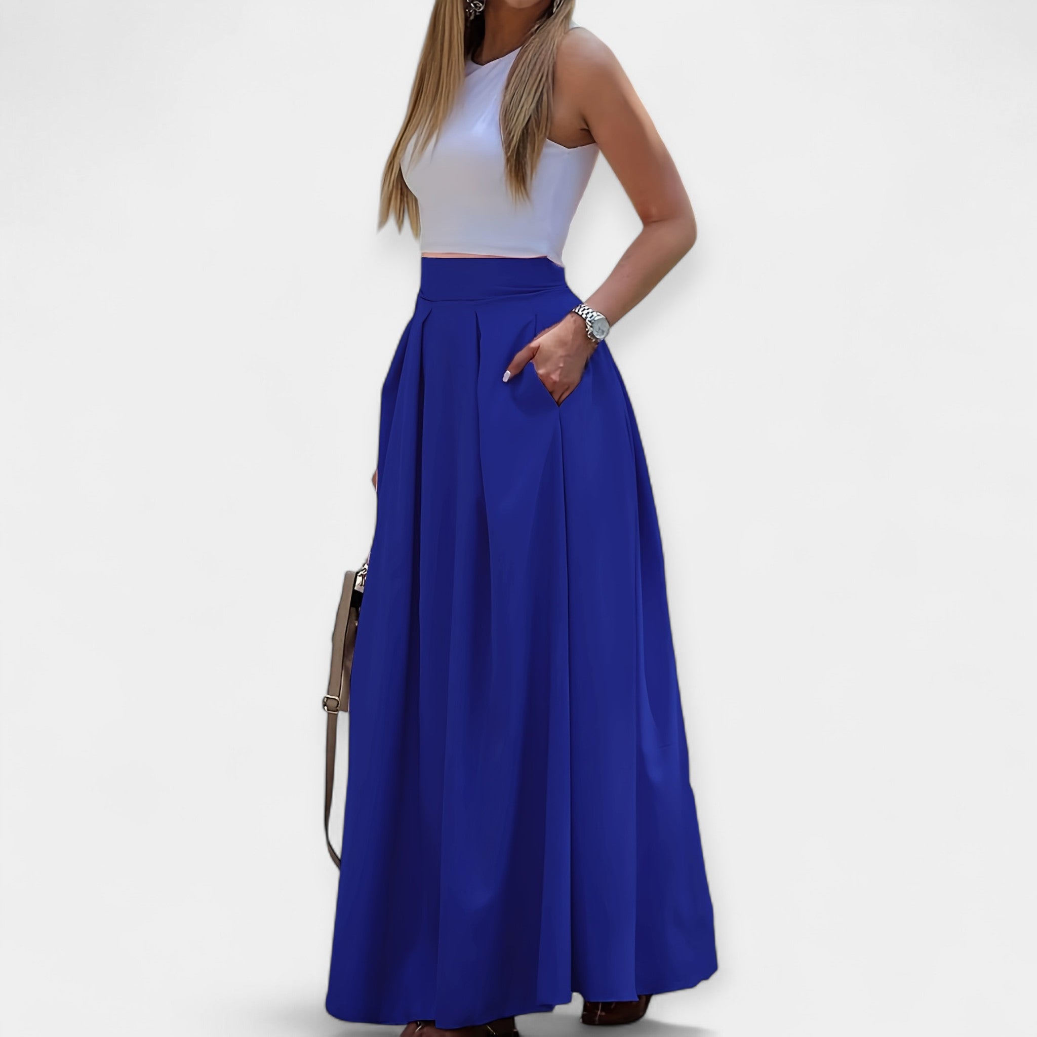Elegant classic midi skirt in soft pink with a clean feminine silhouette