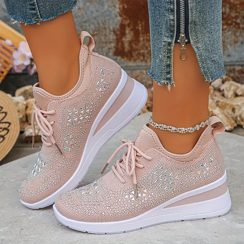 Women's supportive trainers in white with a cushioned sole and clean modern design