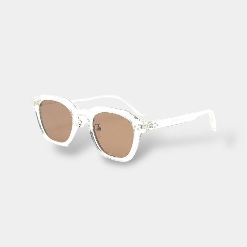 Yacht-inspired round polarised sunglasses with a lightweight frame in green-brown tones