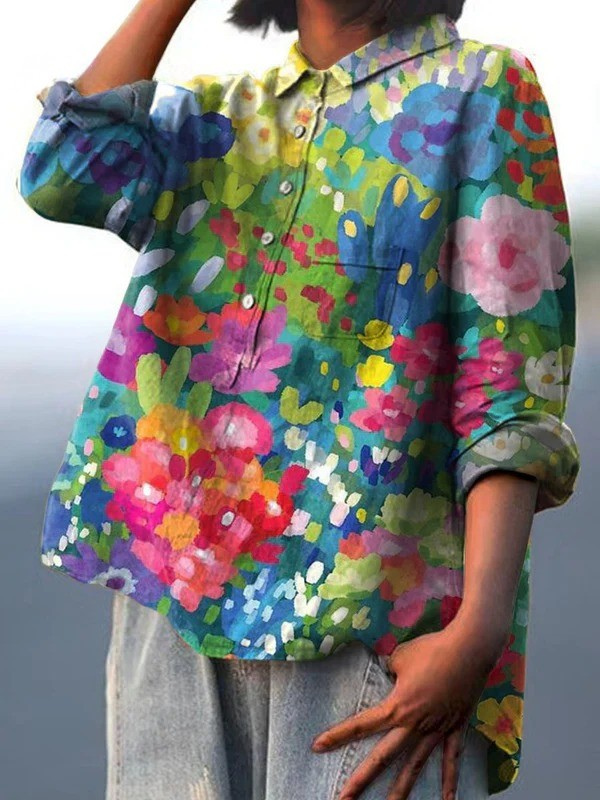 Multicolour printed women's top with a relaxed, airy and polished silhouette