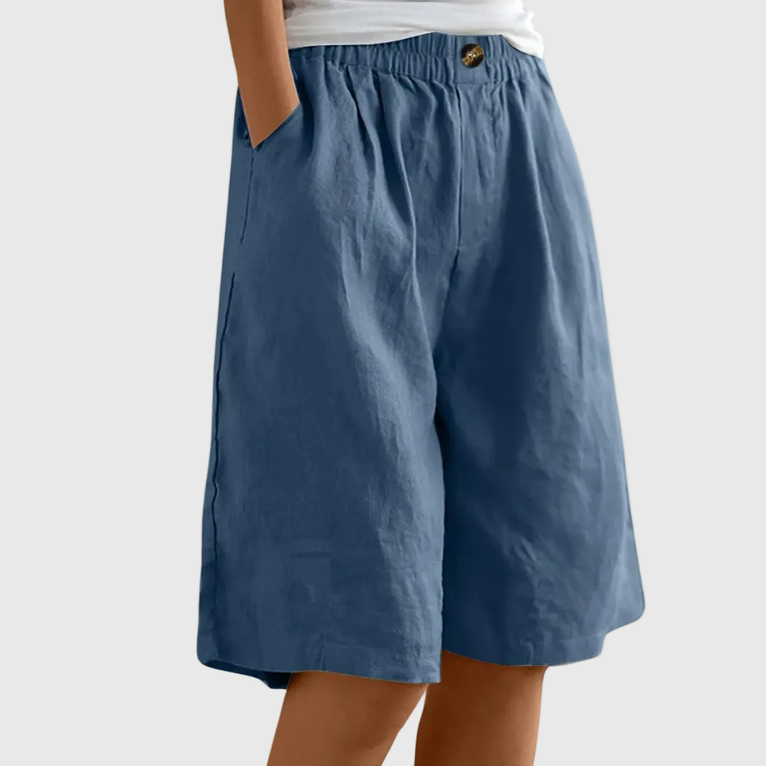Women's casual leisure shorts in soft pink with an elasticated waist and relaxed fit