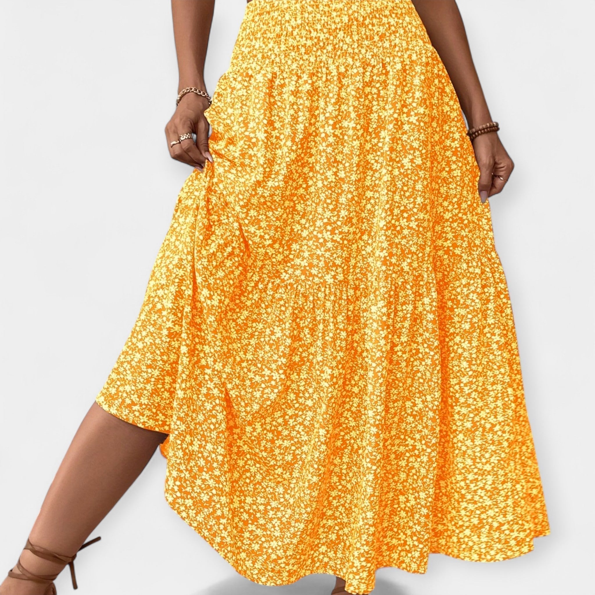 Floral midi skirt in violet print with elasticated waist and discreet side pockets
