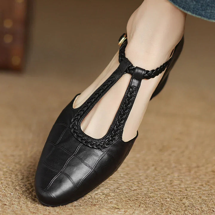 Classic T-bar heeled shoes in brown and black with a braided strap detail
