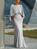 Clara | Elegant dress with V-neck, open back, and sleeves