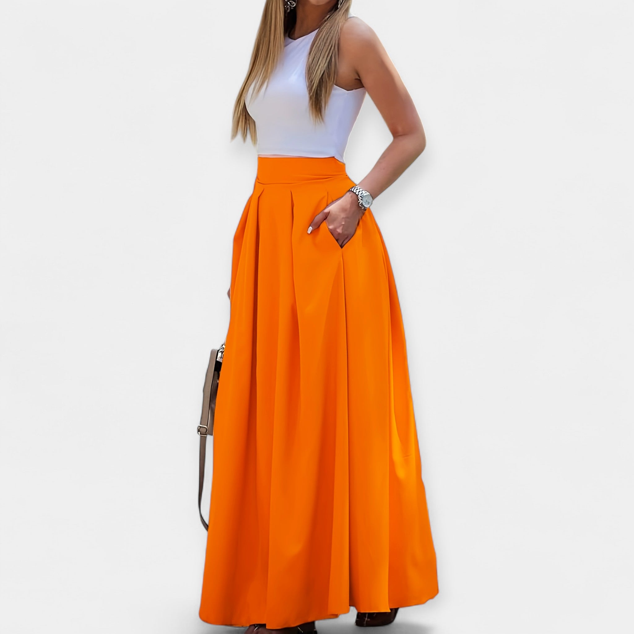 Elegant classic midi skirt in soft pink with a clean feminine silhouette