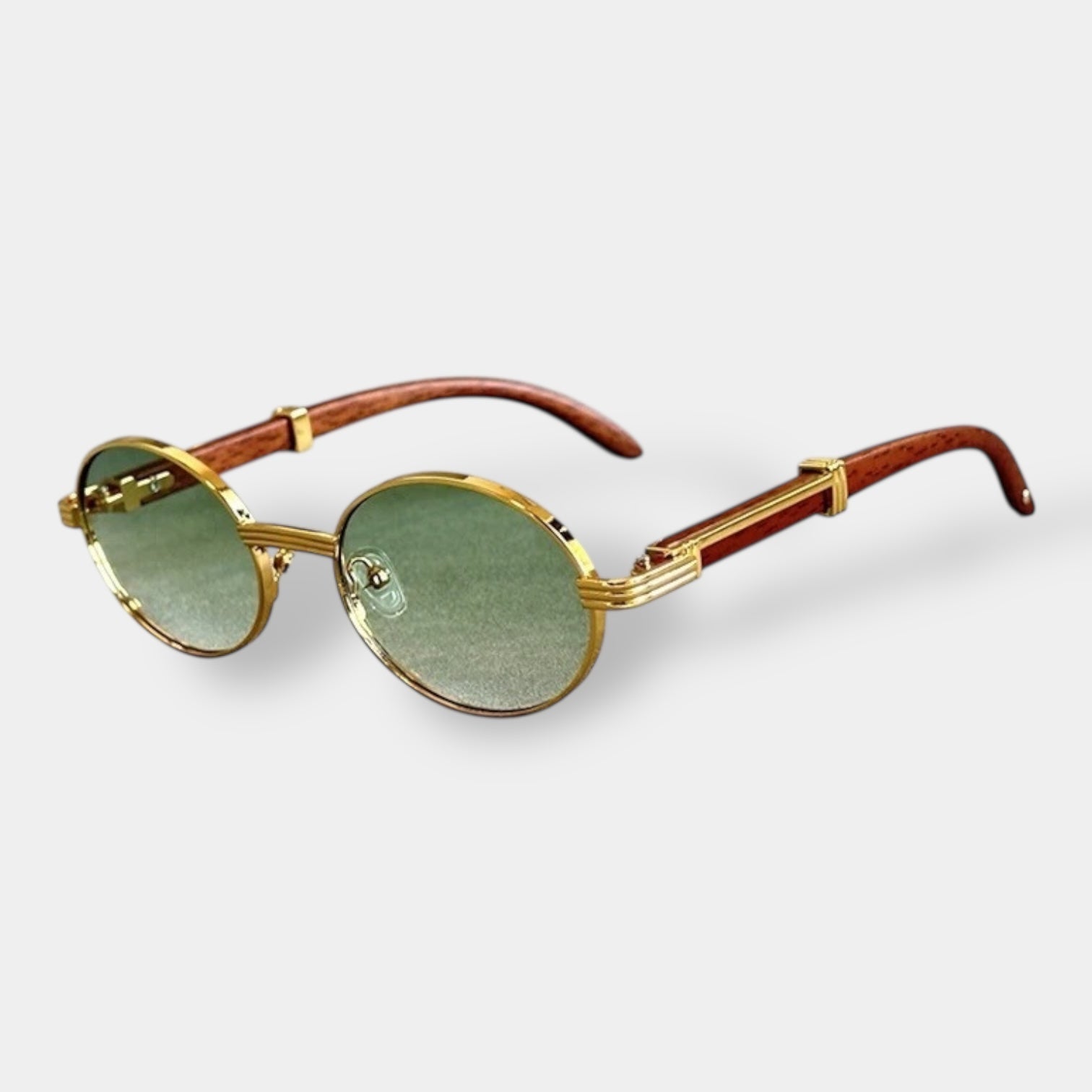 Round heritage sunglasses with a slim metal frame in a classic vintage silhouette