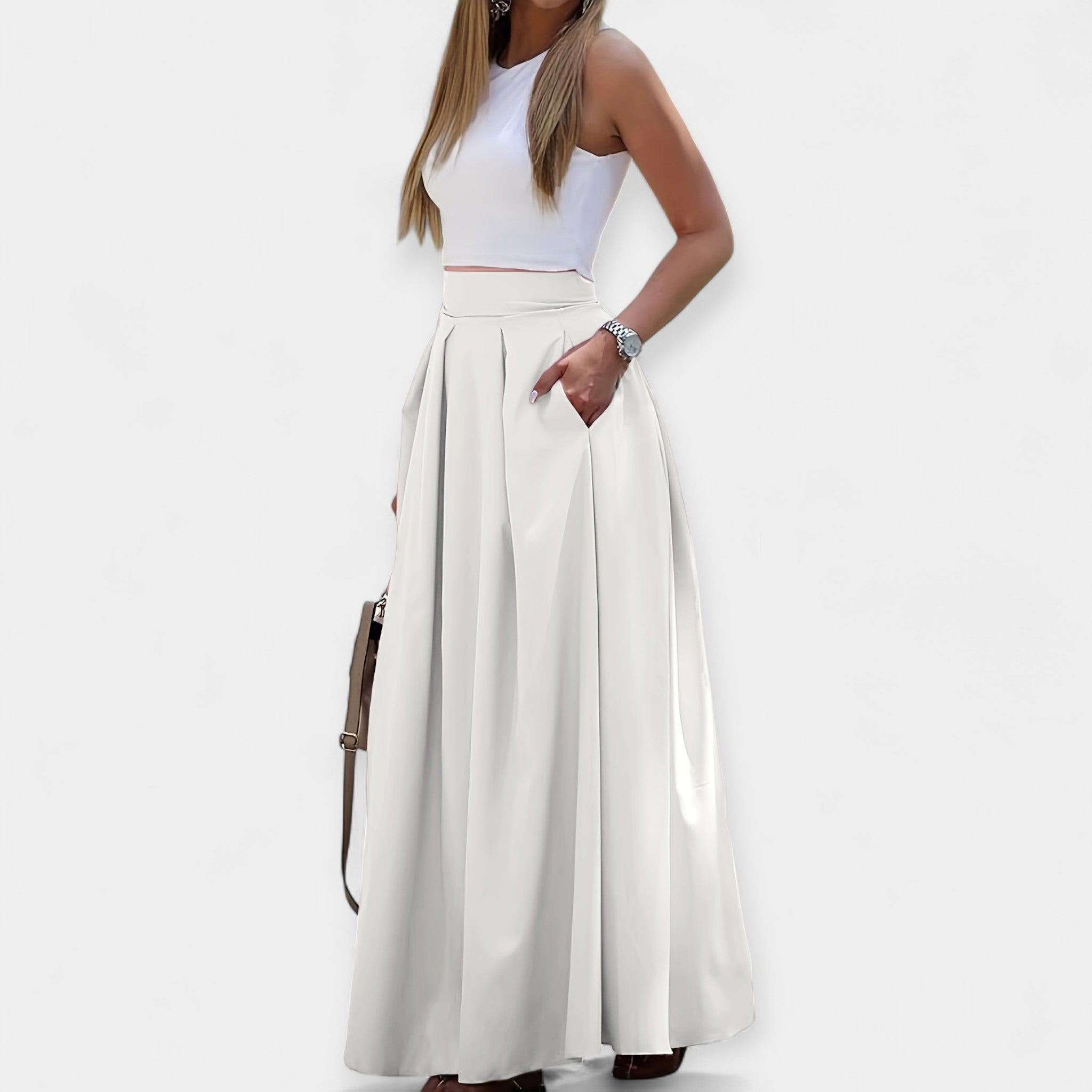 Elegant classic midi skirt in soft pink with a clean feminine silhouette