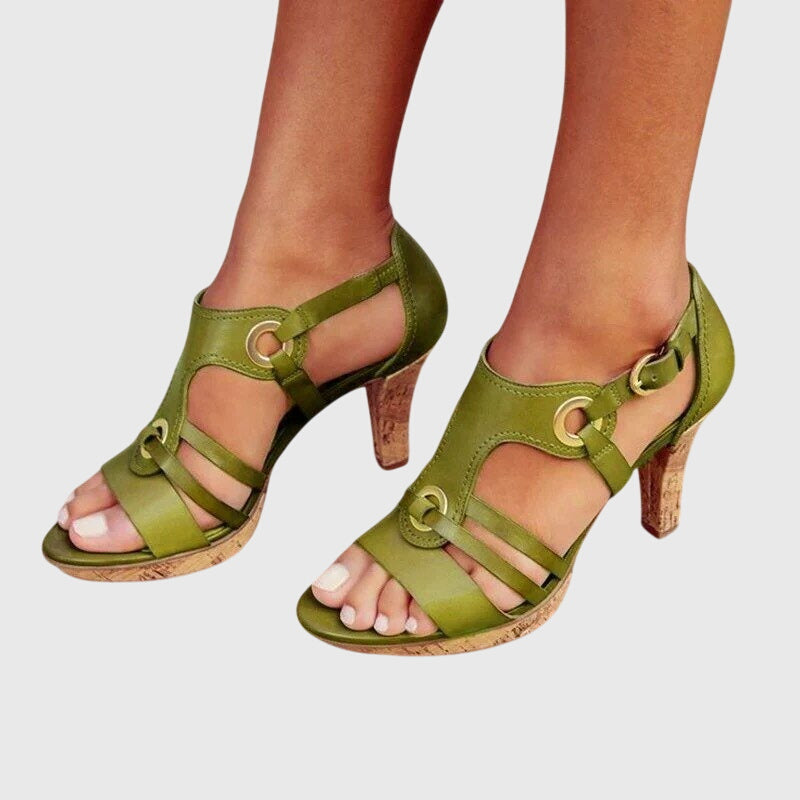 Elegant orthopaedic heels in brown and black with a stable, structured shape