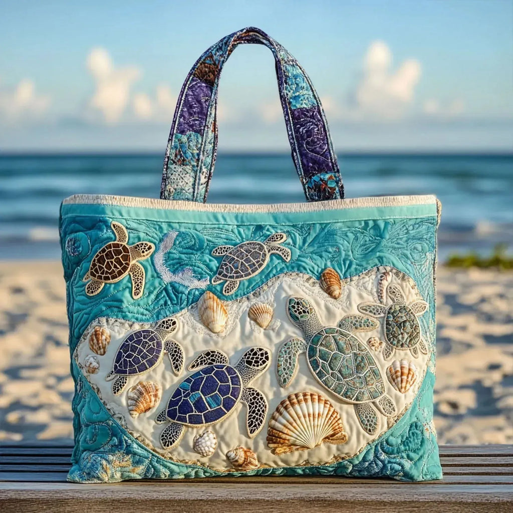 Quilted tote bag with a pair of turtles motif in soft warm tones