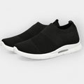 Women's cushioned walking trainers in black with a supportive ergonomic sole