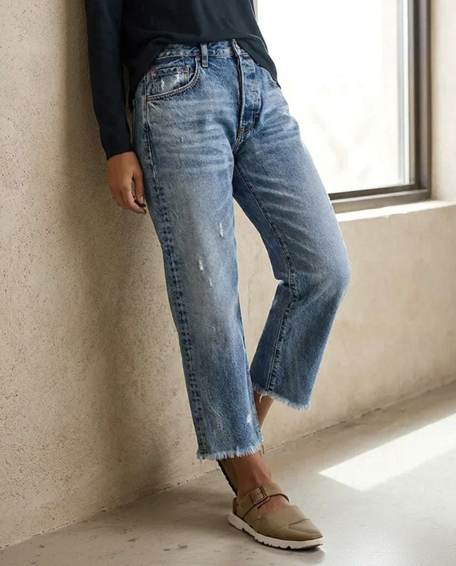 Cropped High-Stretch Jeans — image 1
