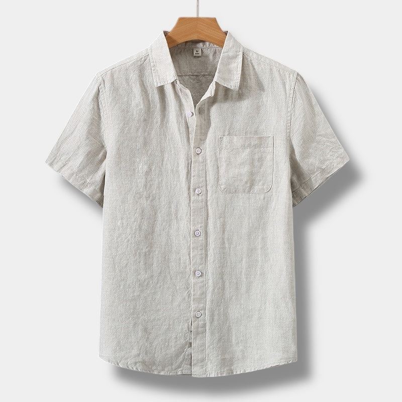 Men's short-sleeve classic shirt in beige with a relaxed fit and left chest pocket