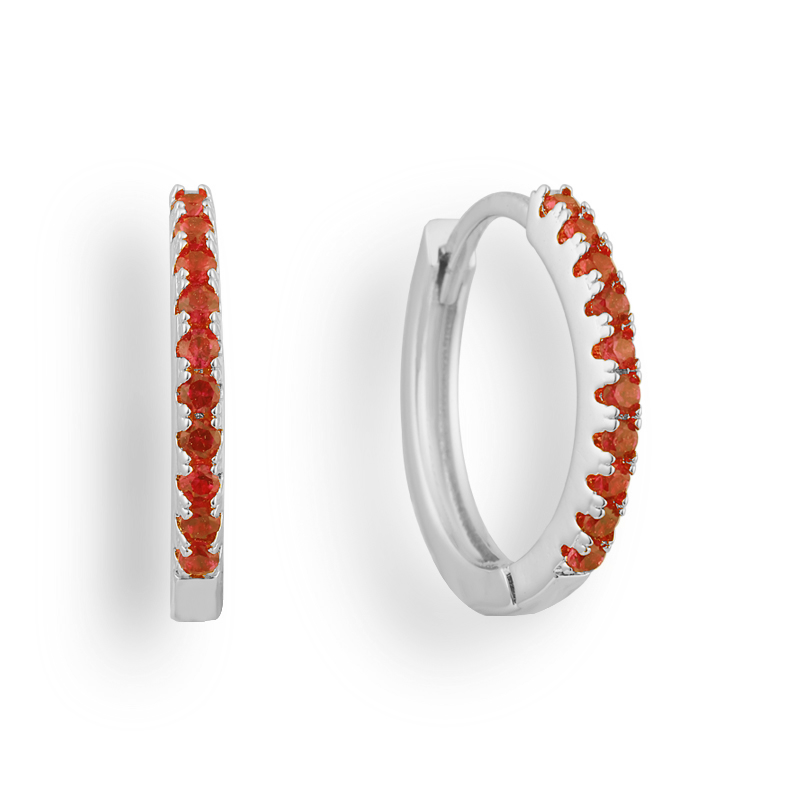 Drop earrings in clear crystal with a delicate sparkling finish