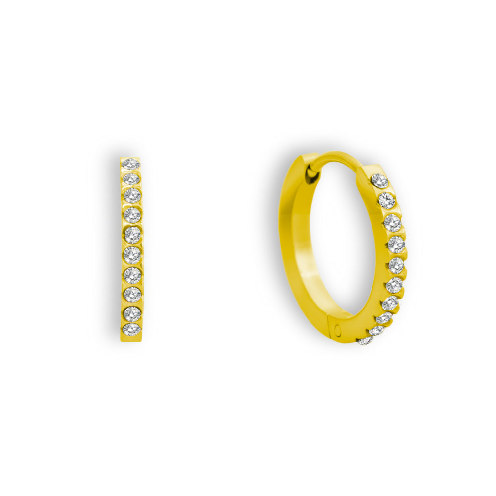 Drop earrings in clear crystal with a delicate sparkling finish
