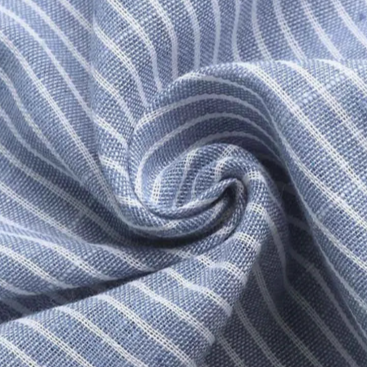 Classic long-sleeve men's shirt in a neutral tone with a neat collar and regular fit