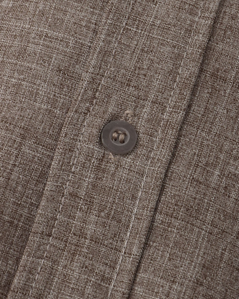 Men's relaxed-fit shirt with a mandarin collar in a neutral tone and subtle texture