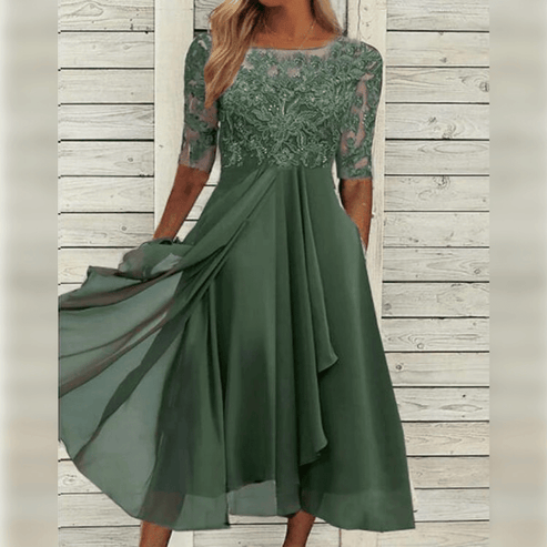 Léa Lace Elegance Dress by The Spark