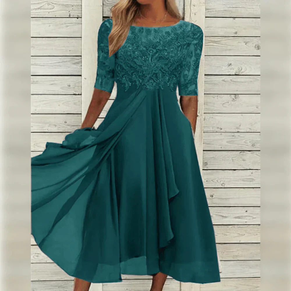 Léa Lace Elegance Dress by The Spark