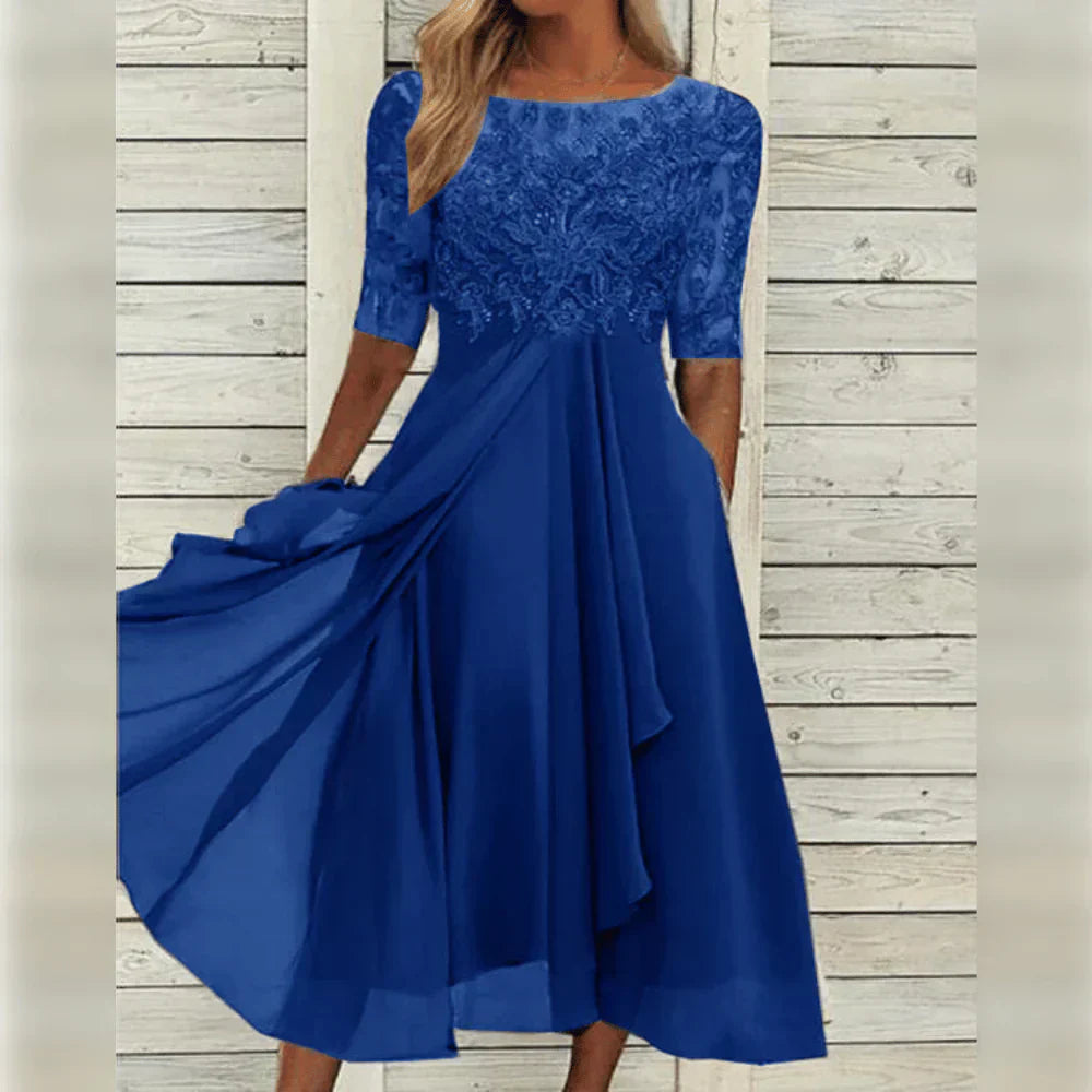 Léa Lace Elegance Dress by The Spark
