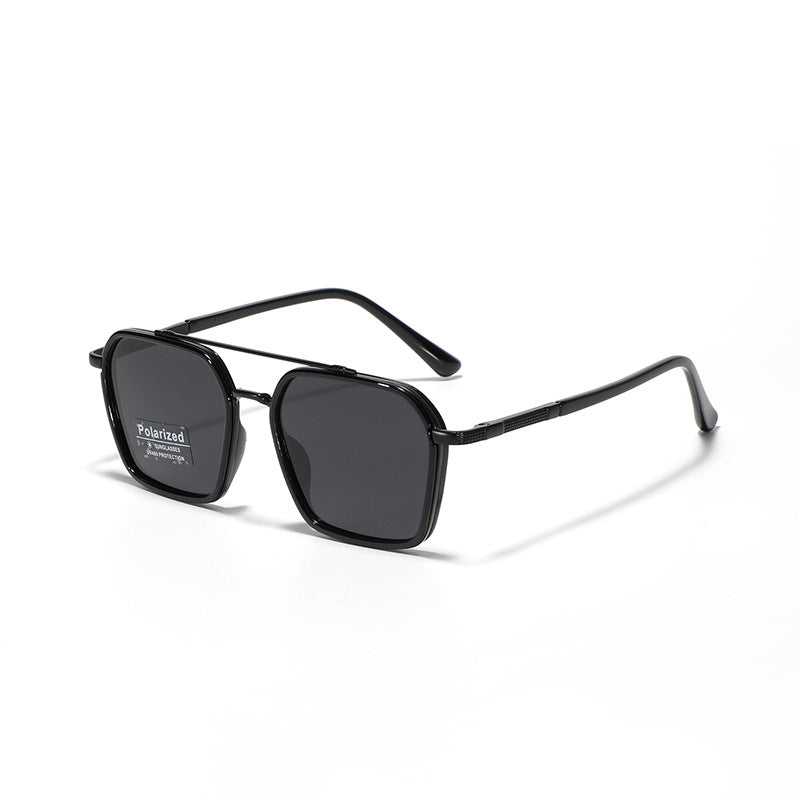 Geometric frame sunglasses in matte black with UV protection lenses