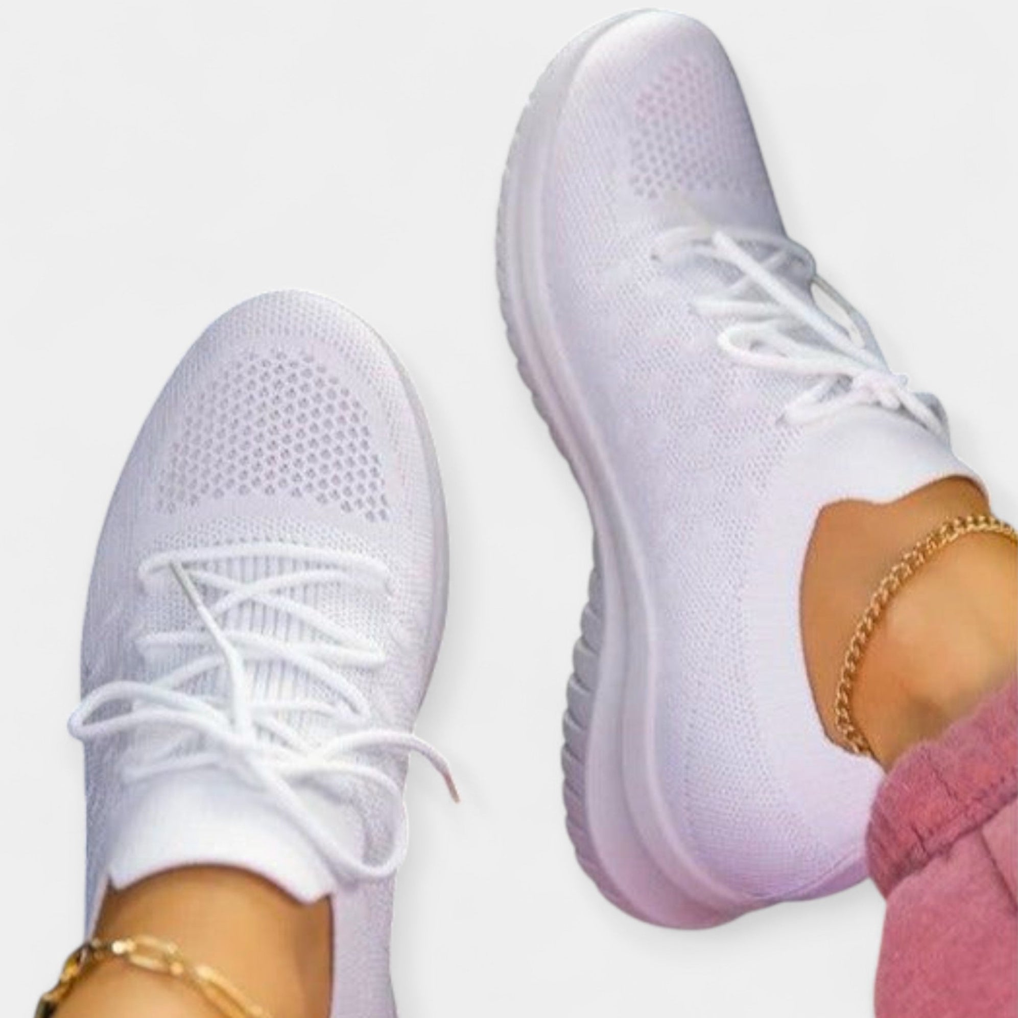 Women's ultra-light comfort trainers in white with a flexible non-slip sole