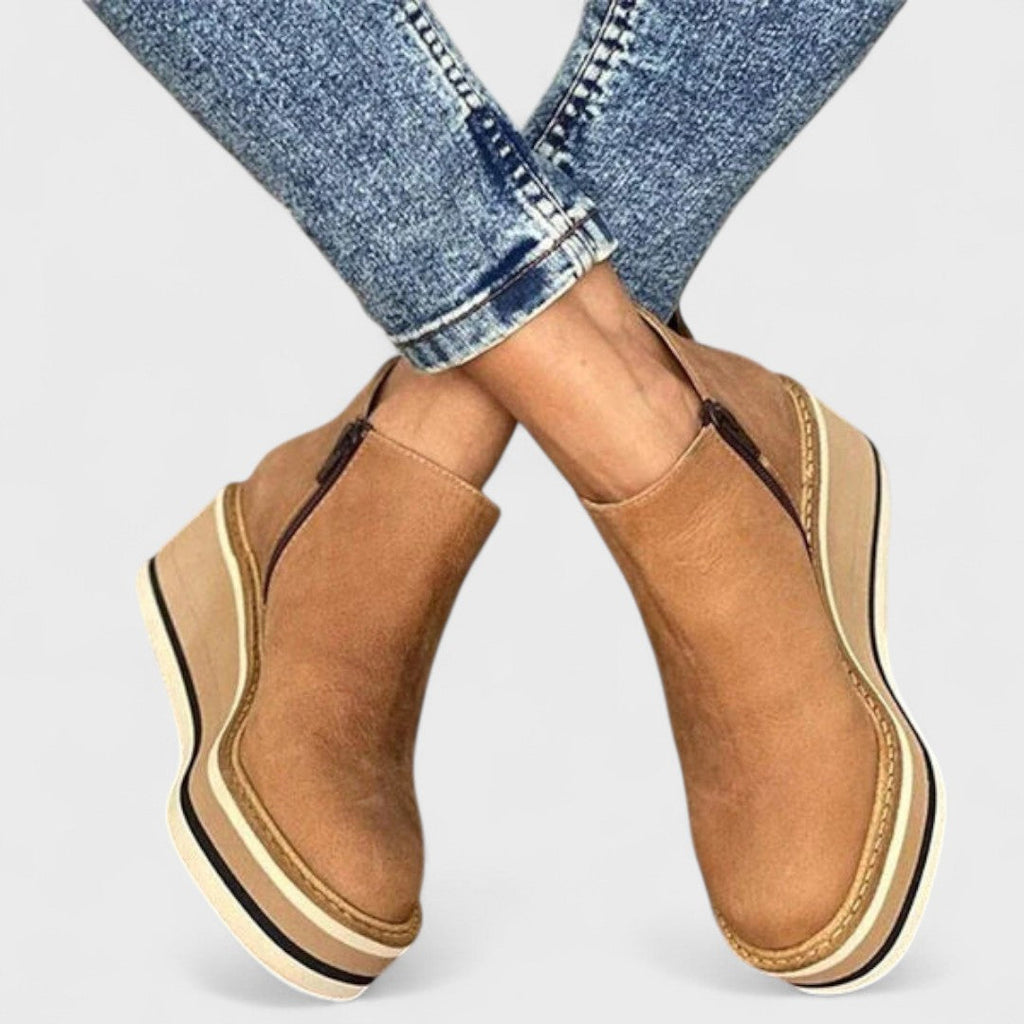 Waterproof side-zip boots in khaki, black, beige, brown and blue with a sleek, elegant silhouette