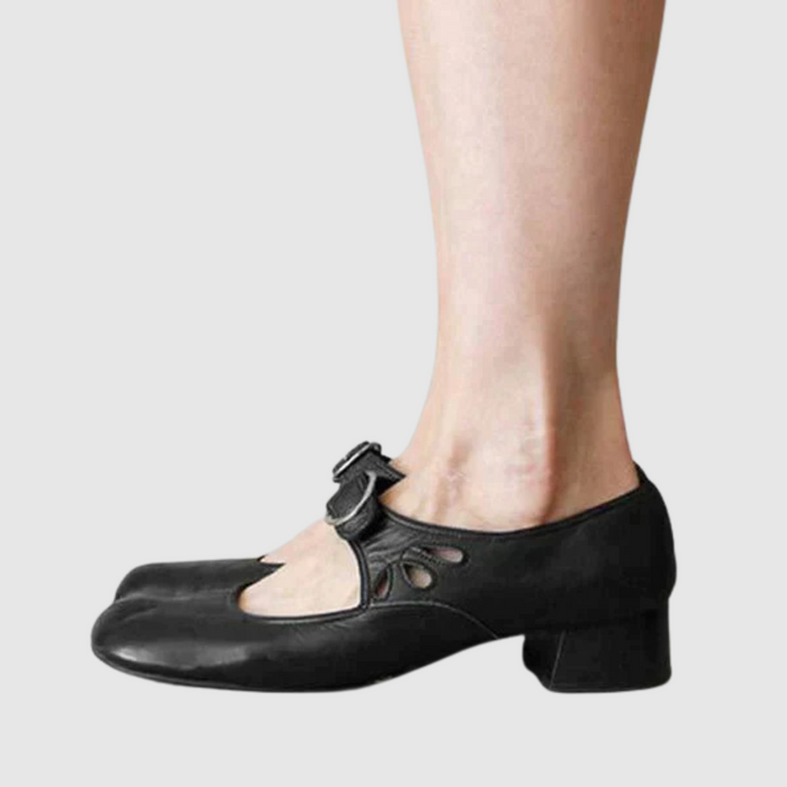 Classic comfort heeled shoes in black, red, brown and blue with a refined silhouette and cushioned sole
