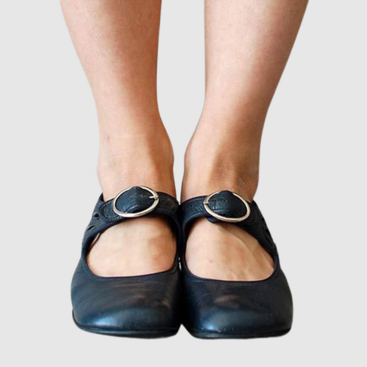 Classic comfort heeled shoes in black, red, brown and blue with a refined silhouette and cushioned sole