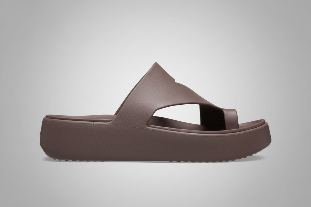 Minimalist cushioned sandal in a clean, low-profile modern design suitable for everyday wear