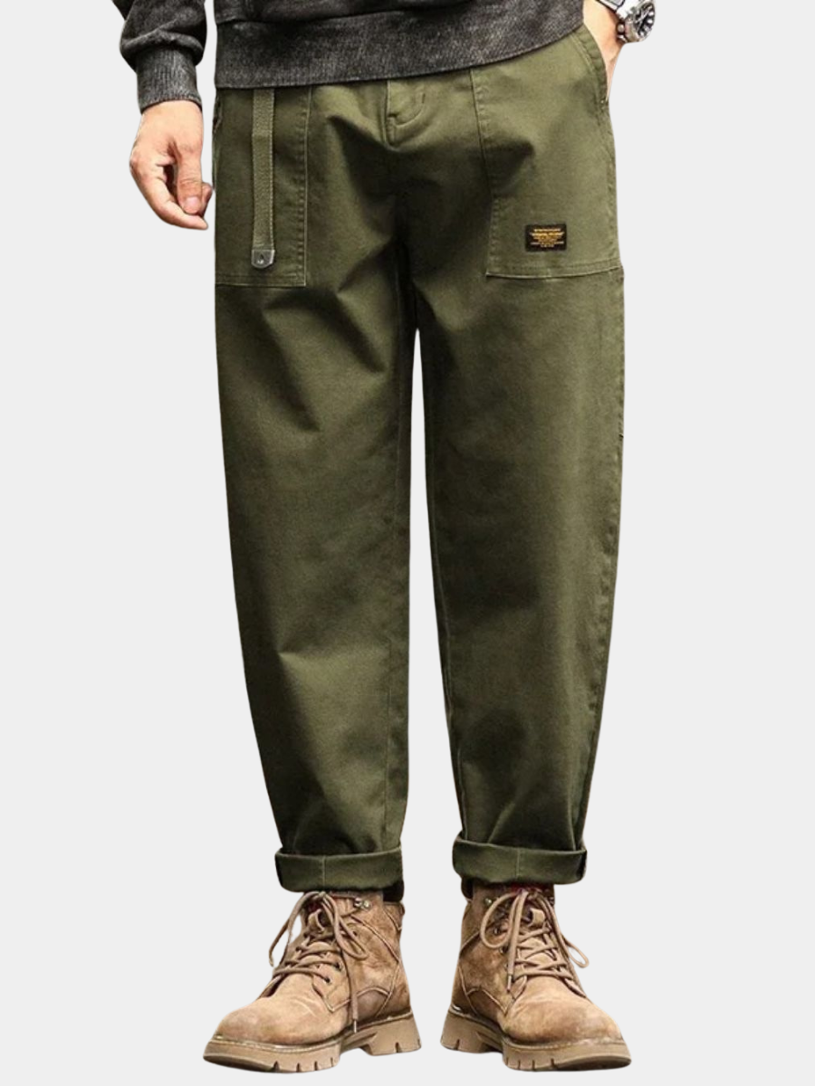 Men's classic cargo trousers in military green with a straight relaxed fit and side pockets