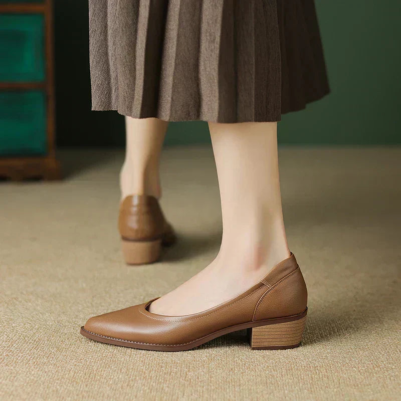 Sofía | Medium Heeled Orthopaedic Shoes