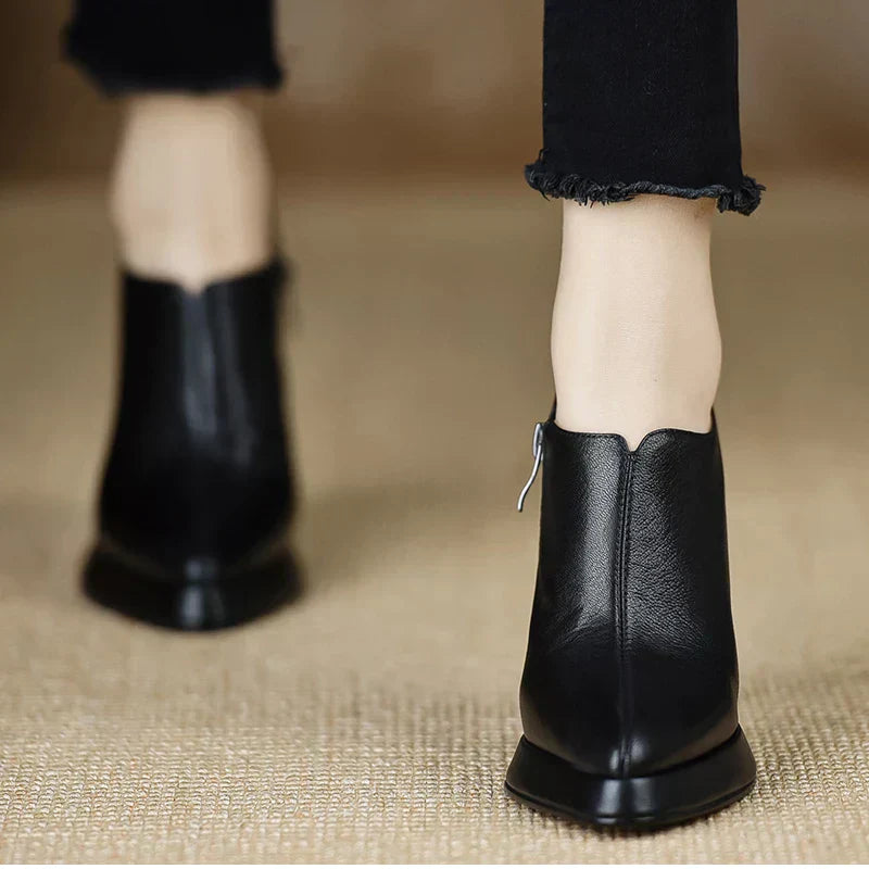 Ivonne | Stylish Orthopaedic Court Shoes