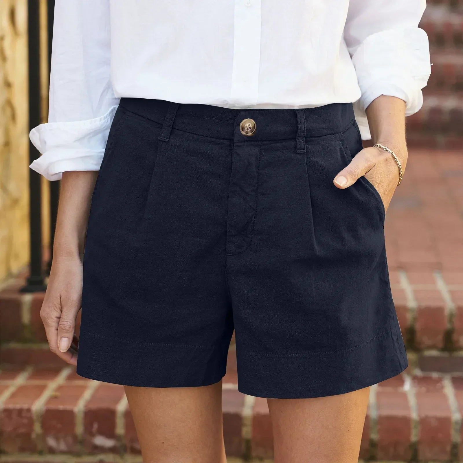 High-waist women's classic shorts in bold summer colours