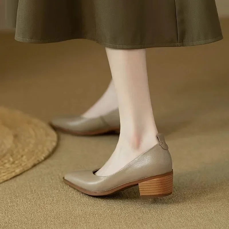 Cecilia | Classic Orthopaedic Court Shoes