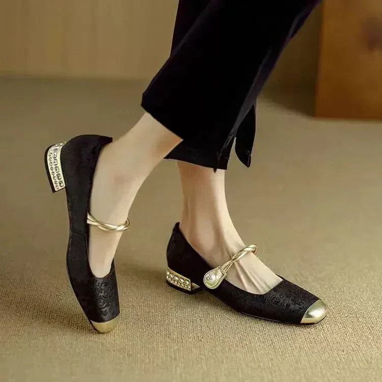 Inés | Closed-Back Orthopaedic Shoes