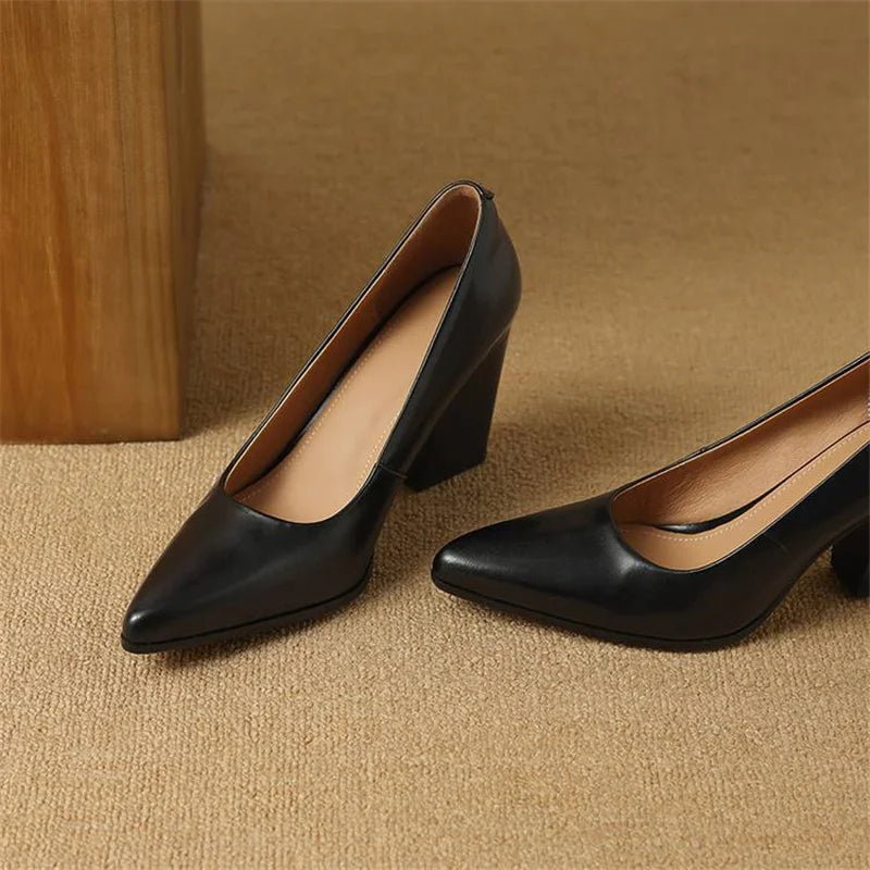 Beatriz | Elegant Orthopaedic Court Shoes