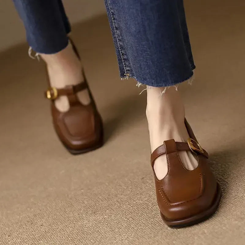 Patricia | Orthopaedic Shoes with T-Strap