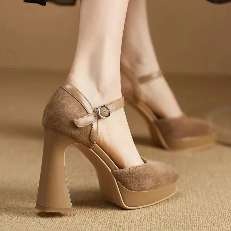 Antonina | Elegant Orthopaedic Court Shoes