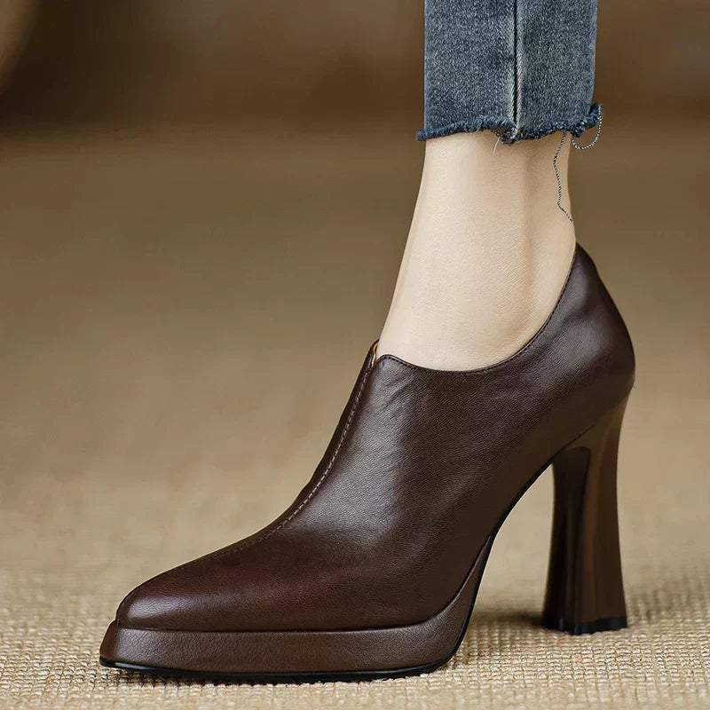 Ivonne | Stylish Orthopaedic Court Shoes