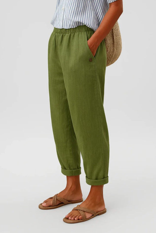 Lightweight women's casual trousers in beige with a relaxed wide-leg cut and elasticated waist