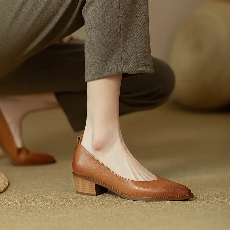 Cecilia | Classic Orthopaedic Court Shoes