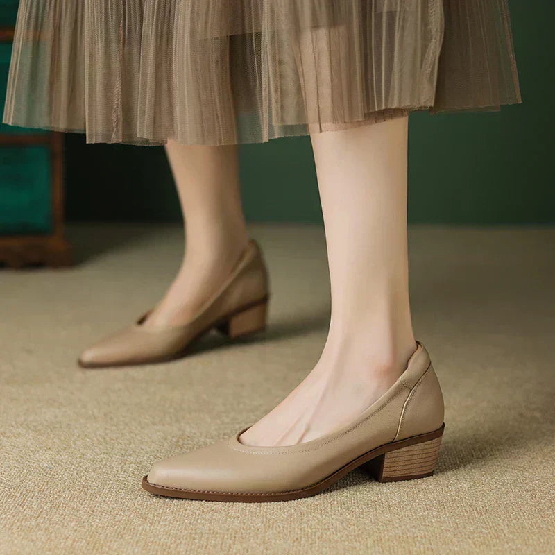 Sofía | Medium Heeled Orthopaedic Shoes