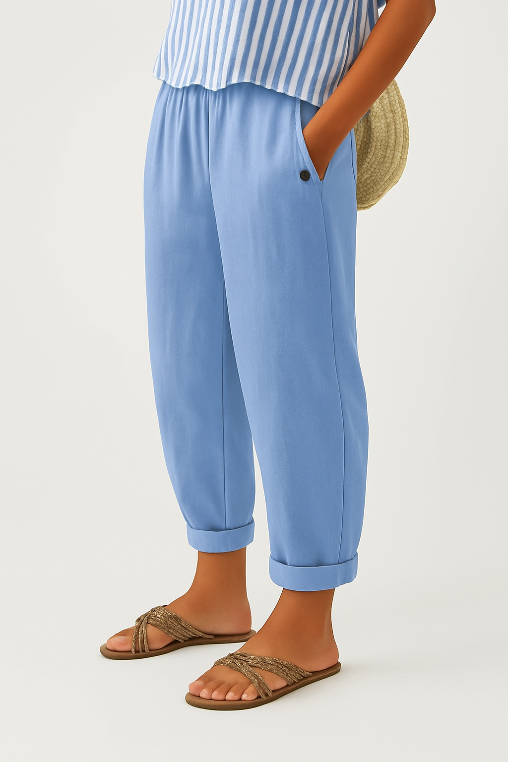 Lightweight women's casual trousers in beige with a relaxed wide-leg cut and elasticated waist