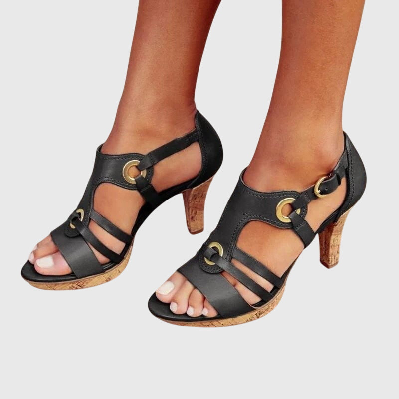 Elegant orthopaedic heels in brown and black with a stable, structured shape