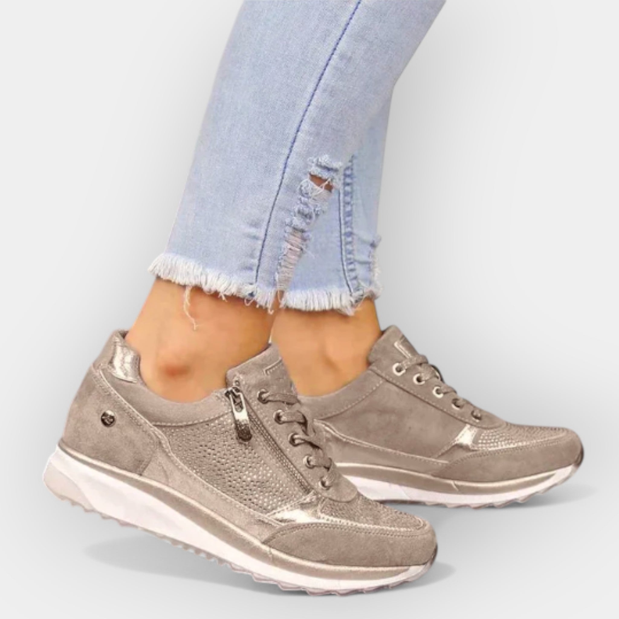 Women's zip-up anatomic trainers in beige with a cushioned ergonomic sole