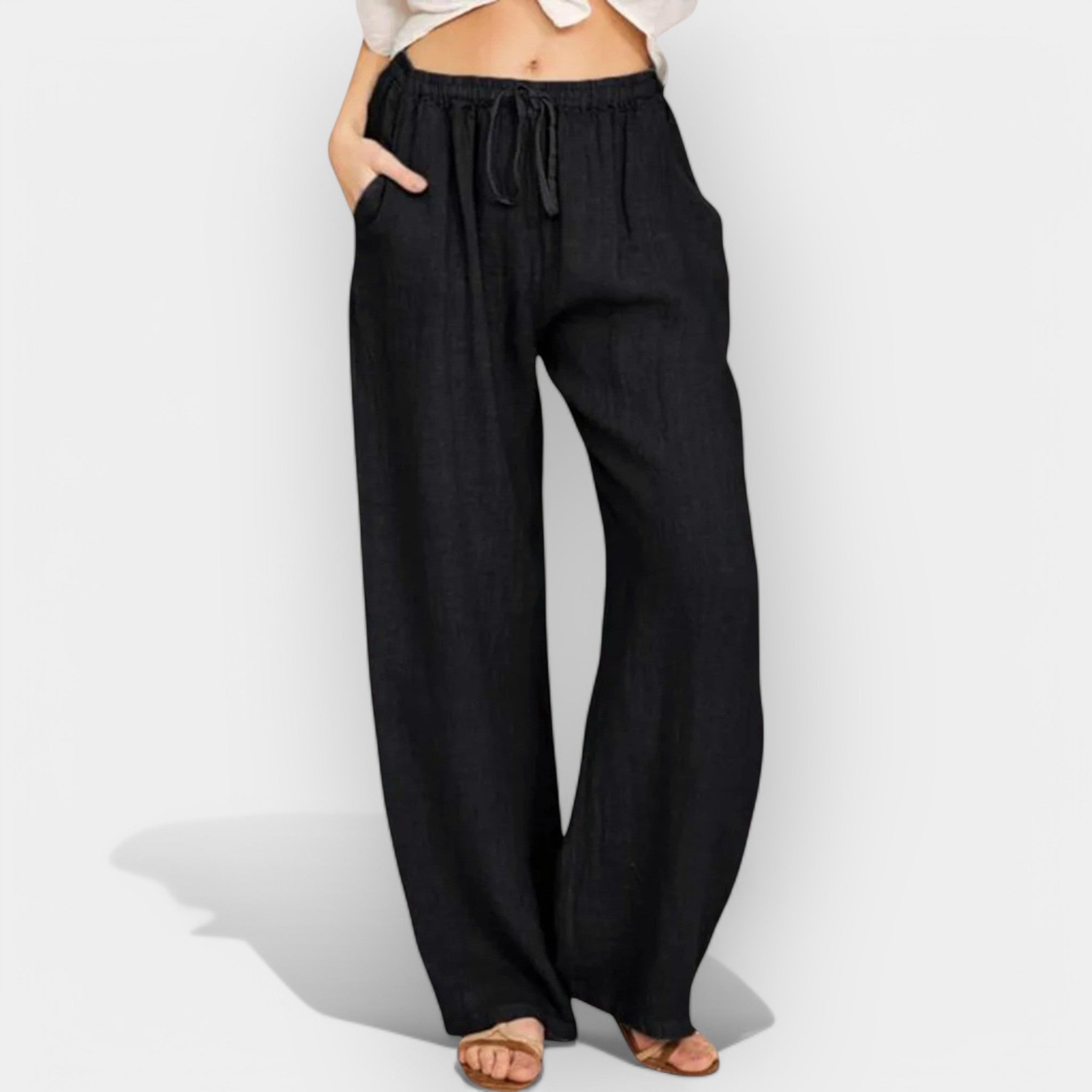 Women's wide-leg summer trousers in white with a light, airy silhouette