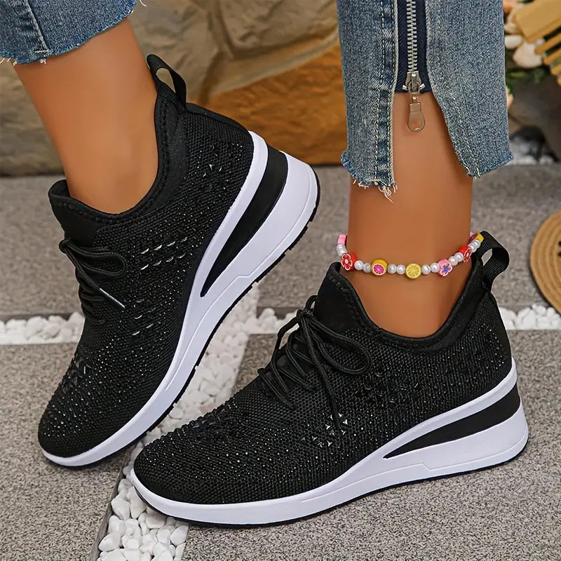 Women's supportive trainers in white with a cushioned sole and clean modern design